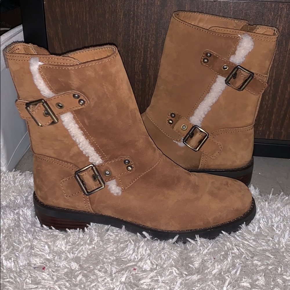 UGG NEILS BOOT